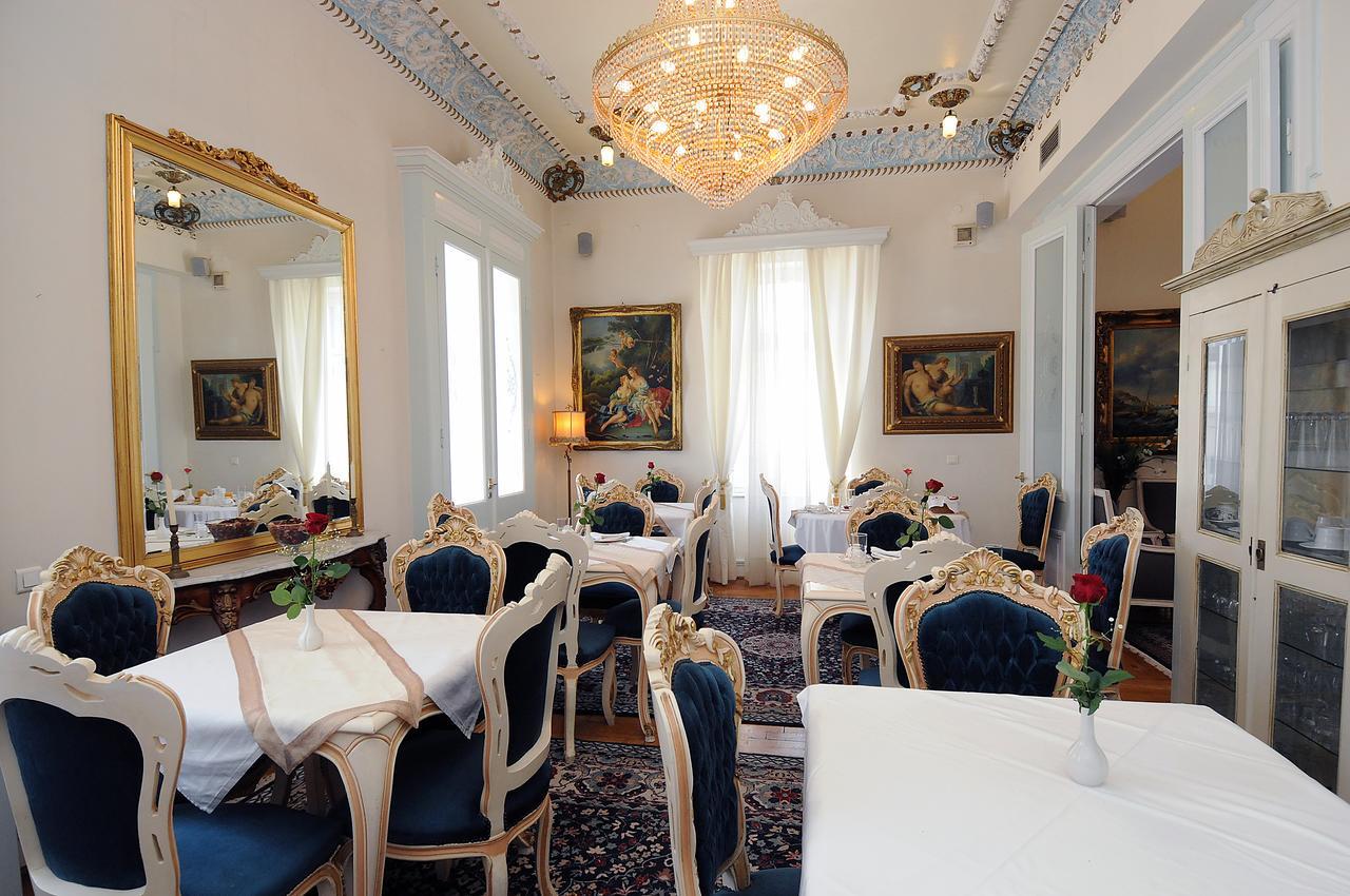 Hotel Pyrgos Of Mytilíni Extérieur photo