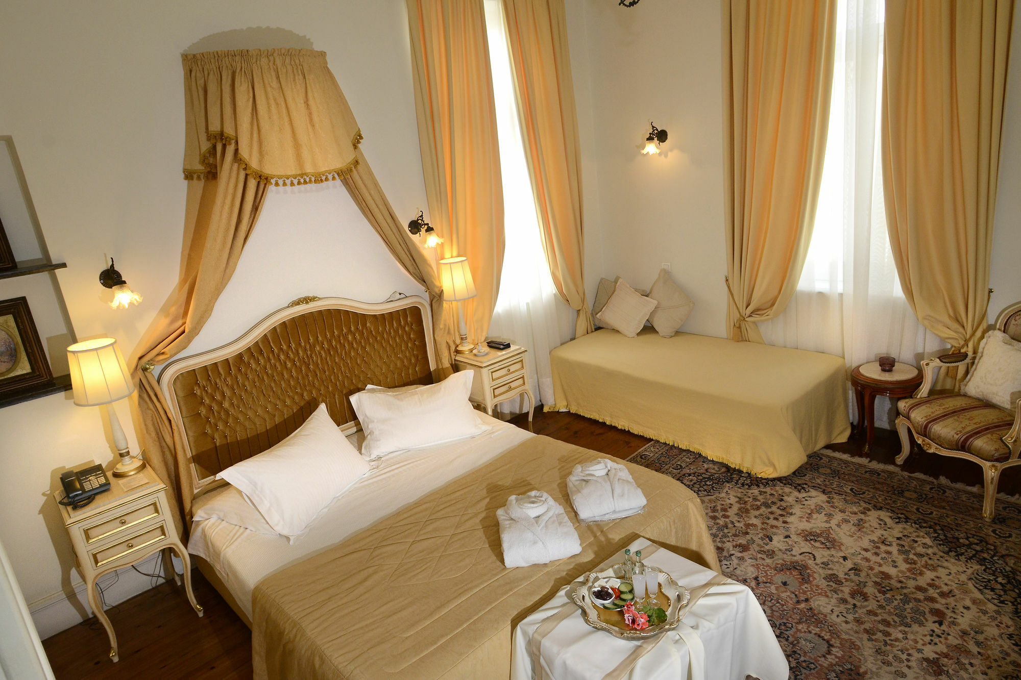 Hotel Pyrgos Of Mytilíni Extérieur photo