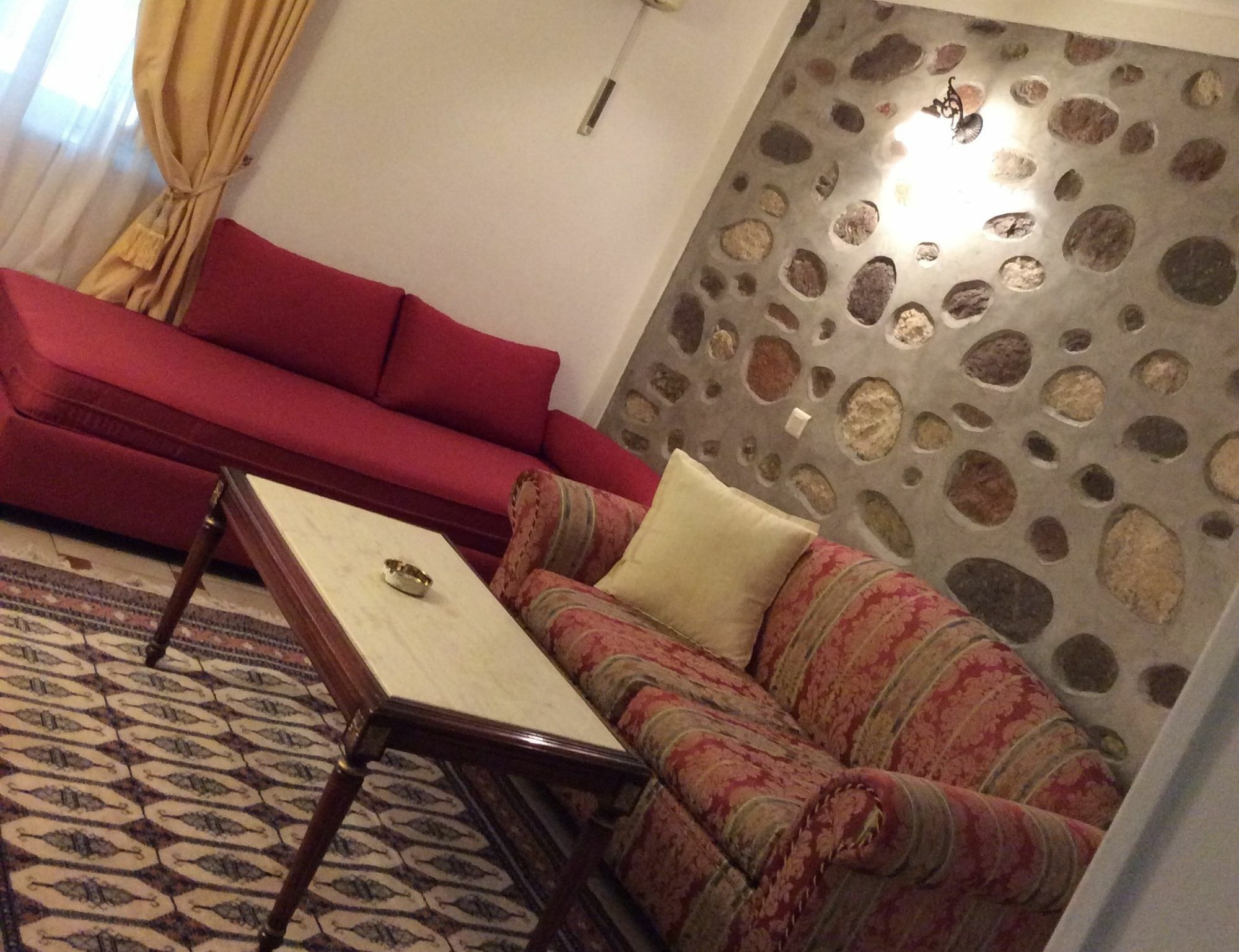 Hotel Pyrgos Of Mytilíni Extérieur photo